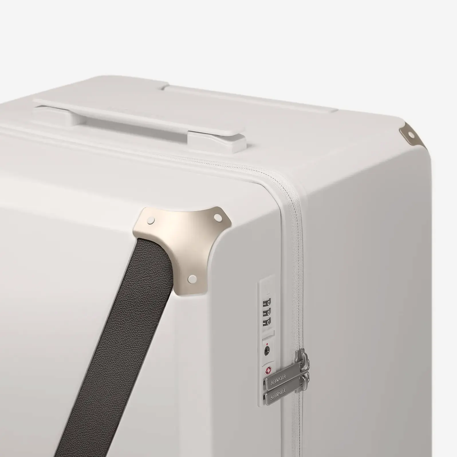 THE LARGE TRUNK ESSENTIAL - Armoir