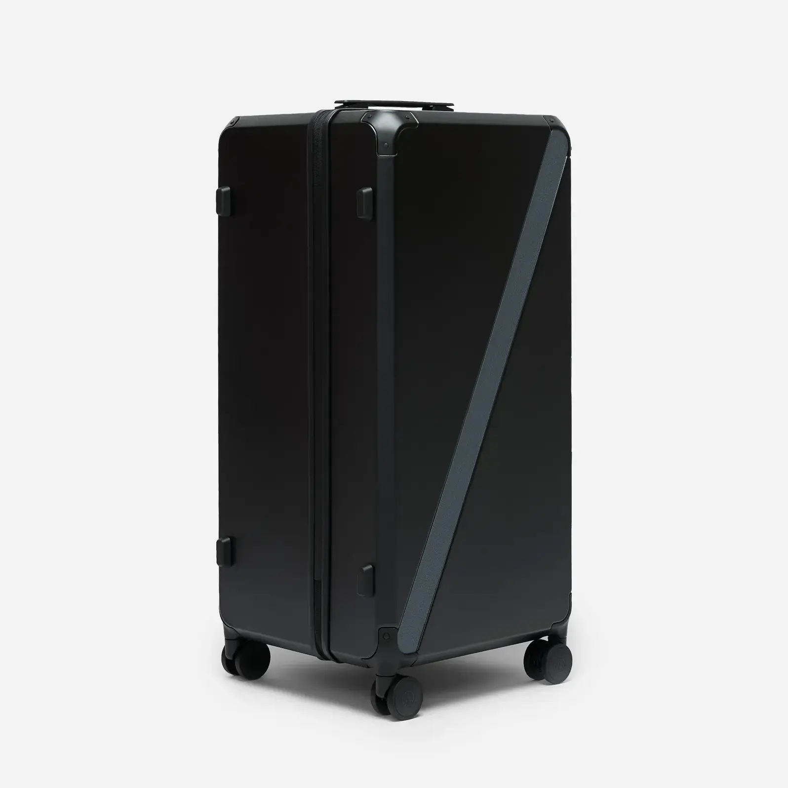 THE LARGE TRUNK ESSENTIAL - Armoir